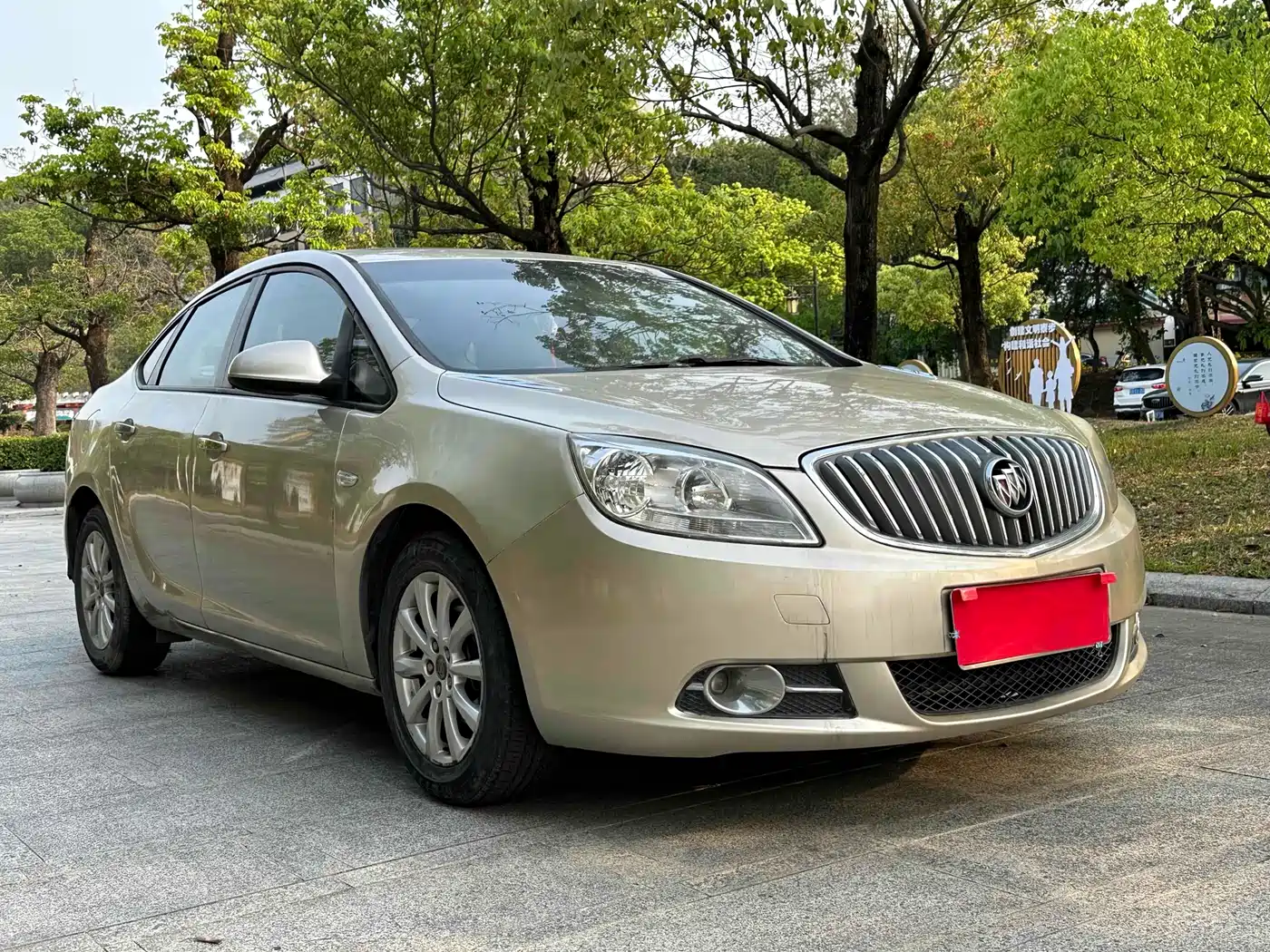 Buick Excelle 2013 GT 1.6L Automatic Comfort Edition фото 3