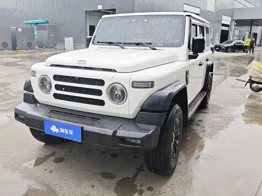 212 T01 2025 2024 2.0T Explorer