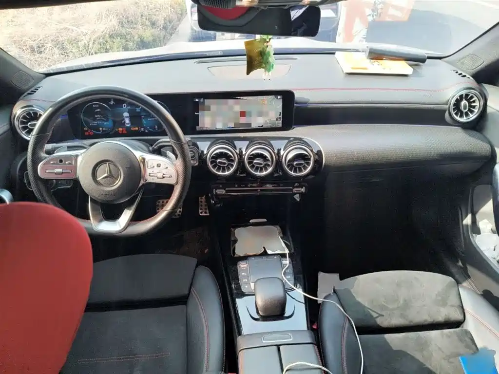MERCEDES-BENZ CLA (IMPORT)