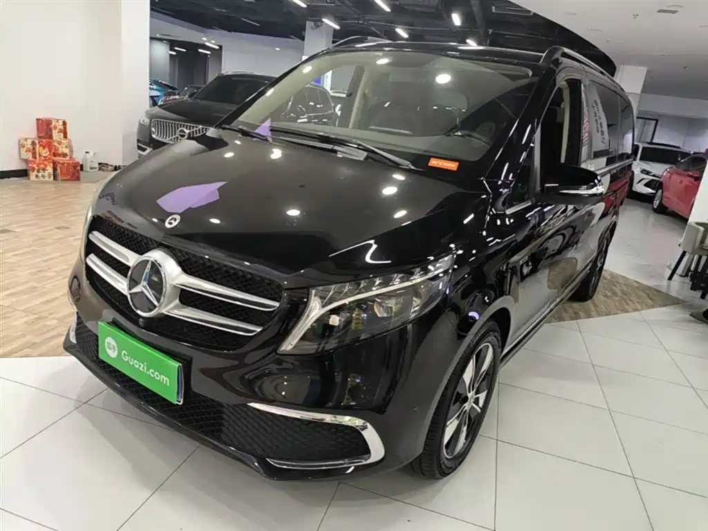 Mercedes-Benz V-Class 2022 V 260 Prestige Edition фото 2