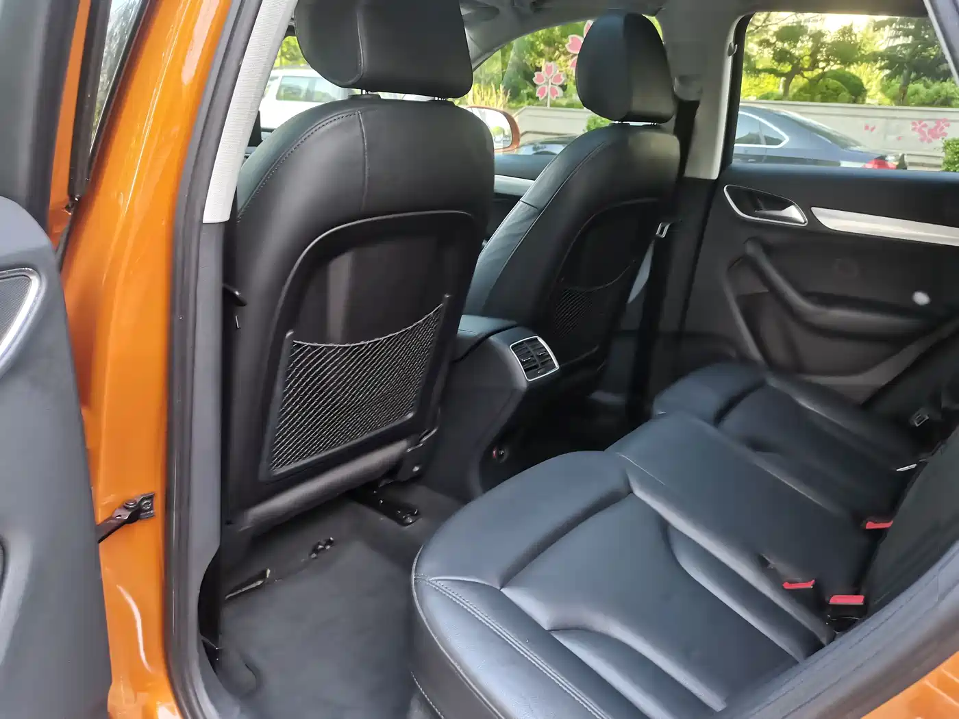 Audi Q3 2015 35 TFSI quattro Technology фото 23