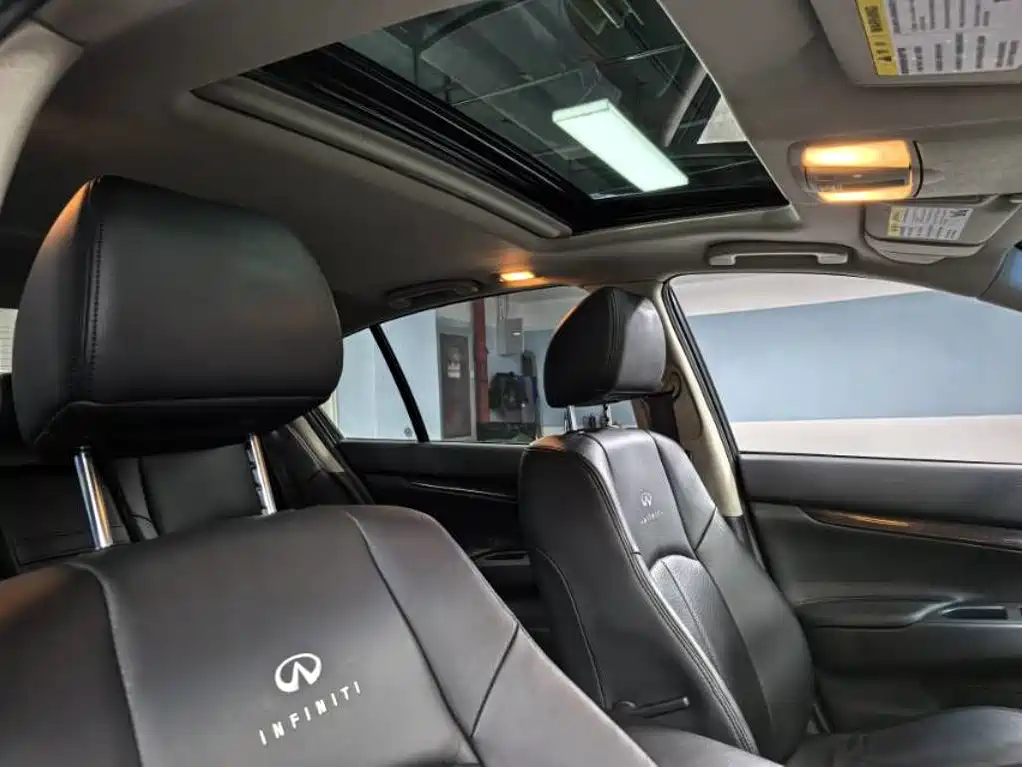 Infiniti G Series 2010 2010 Model G25 Sedan Luxury Sport Edition