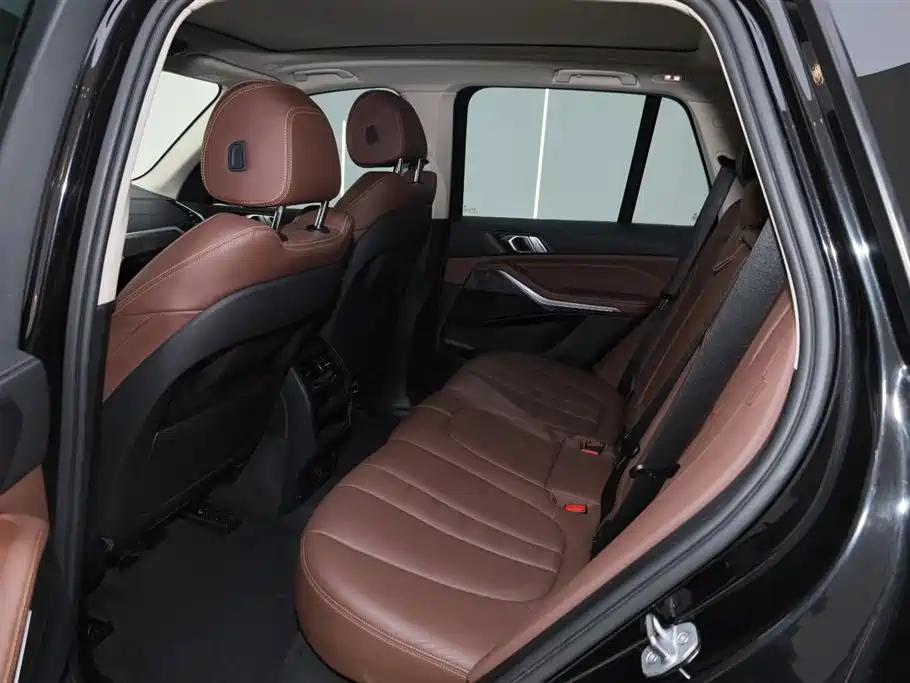 BMW X5 (Import) 2019 xDrive40i M Sport Package фото 23