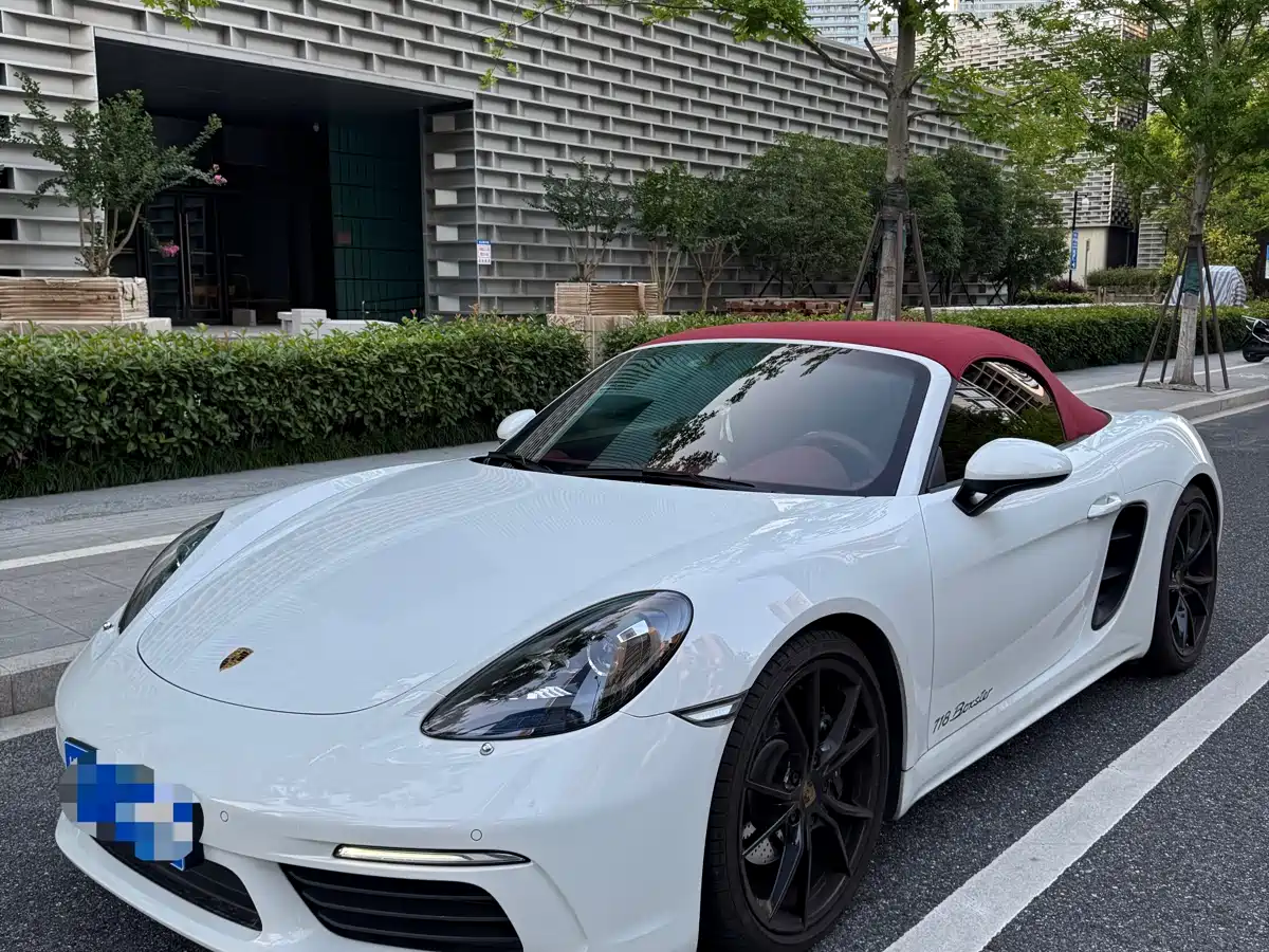 Porsche 718 2022 Boxster 2.0T