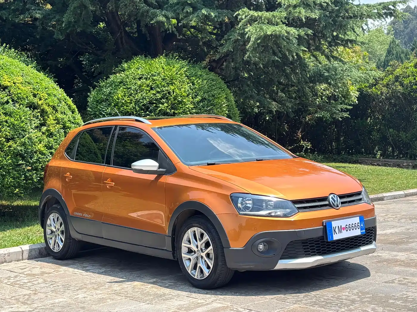 Volkswagen Polo 2018 1.5L Cross Polo Auto фото 3