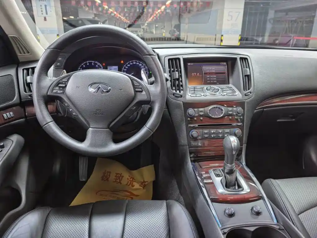 Infiniti G Series 2010 2010 Model G25 Sedan Luxury Sport Edition