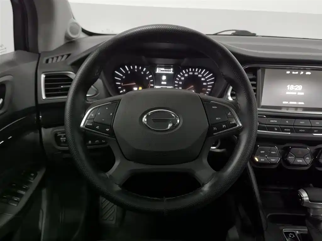 GAC Trumpchi Trumpchi GS4 2017 235T Automatic 2WD Luxury Smart Connected Edition фото 11