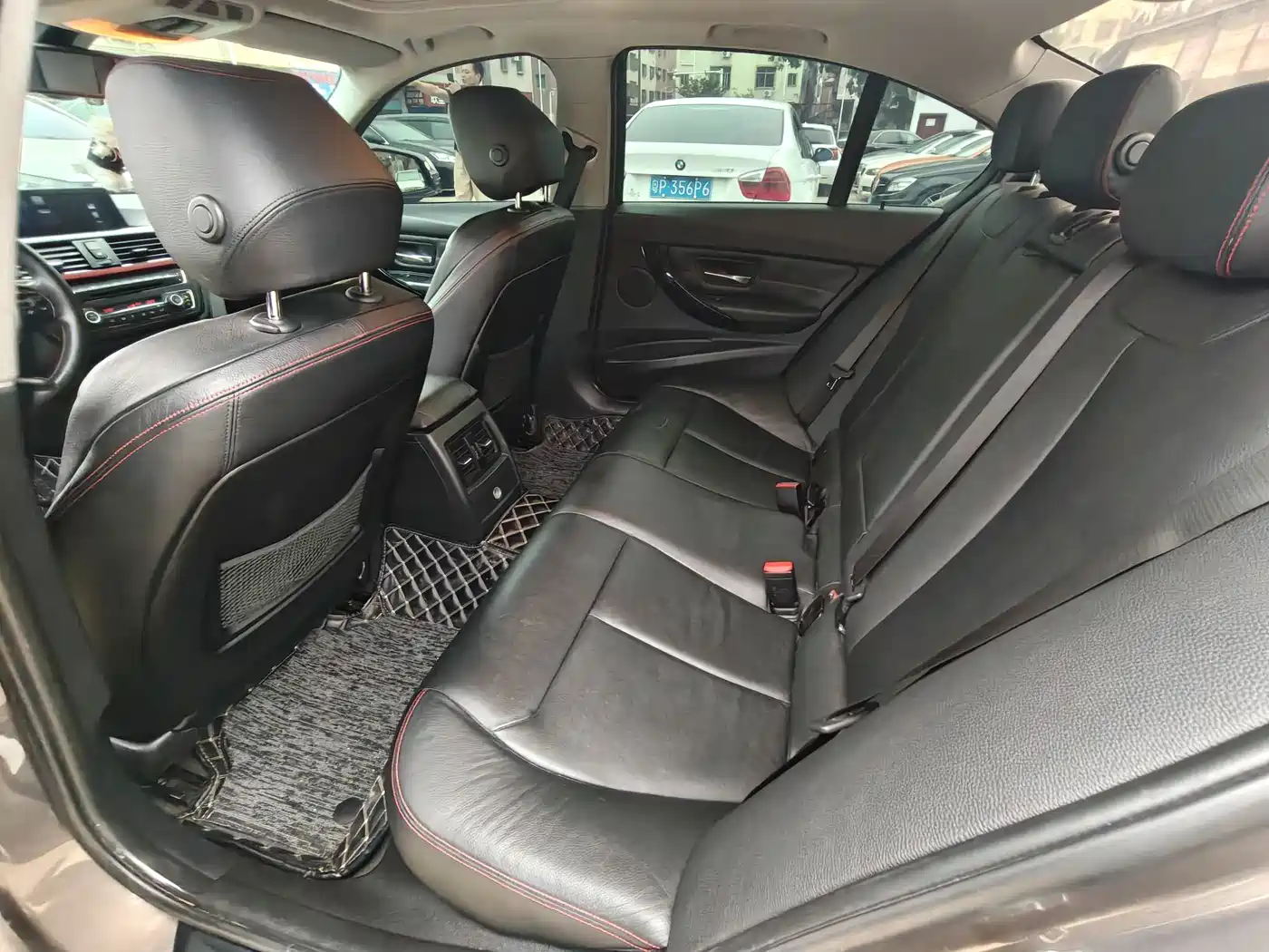 BMW 3 Series (Import) 2013 320i Sport Design Package фото 26