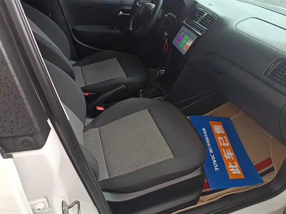 Volkswagen Polo 2018 1.5L Auto Safe Drive фото 8