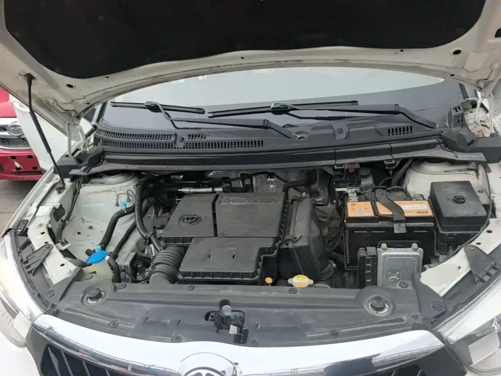 Zhonghua V3 2016 2016 1.5L Automatic Smart