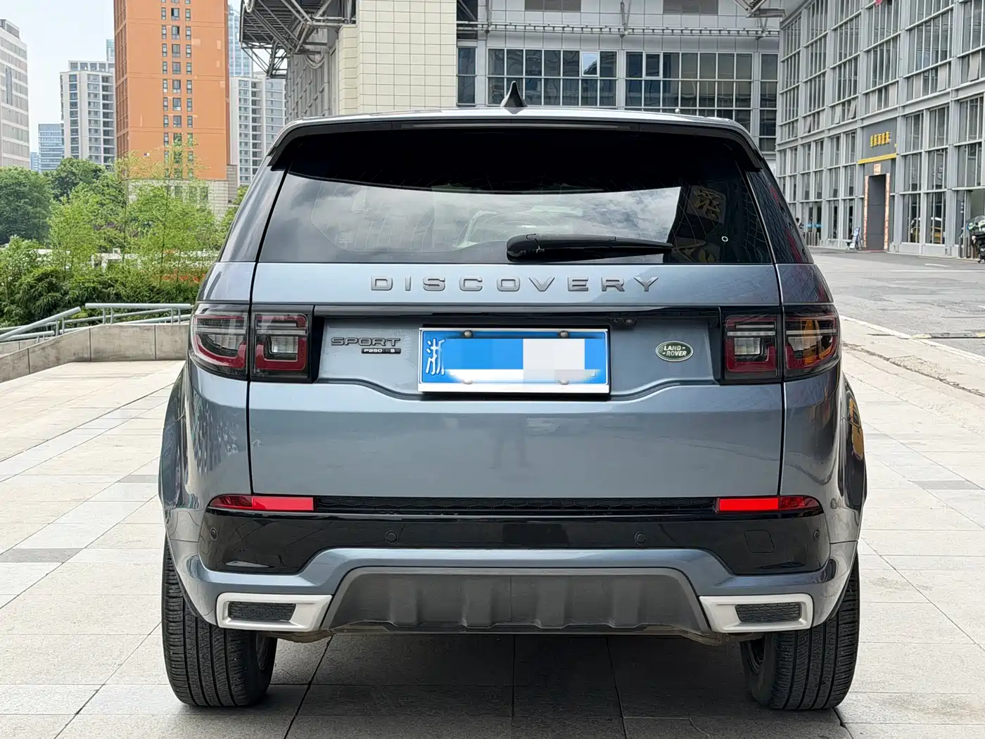 Land Rover Discovery Sport 2021 249PS R-Dynamic S Performance Edition фото 3