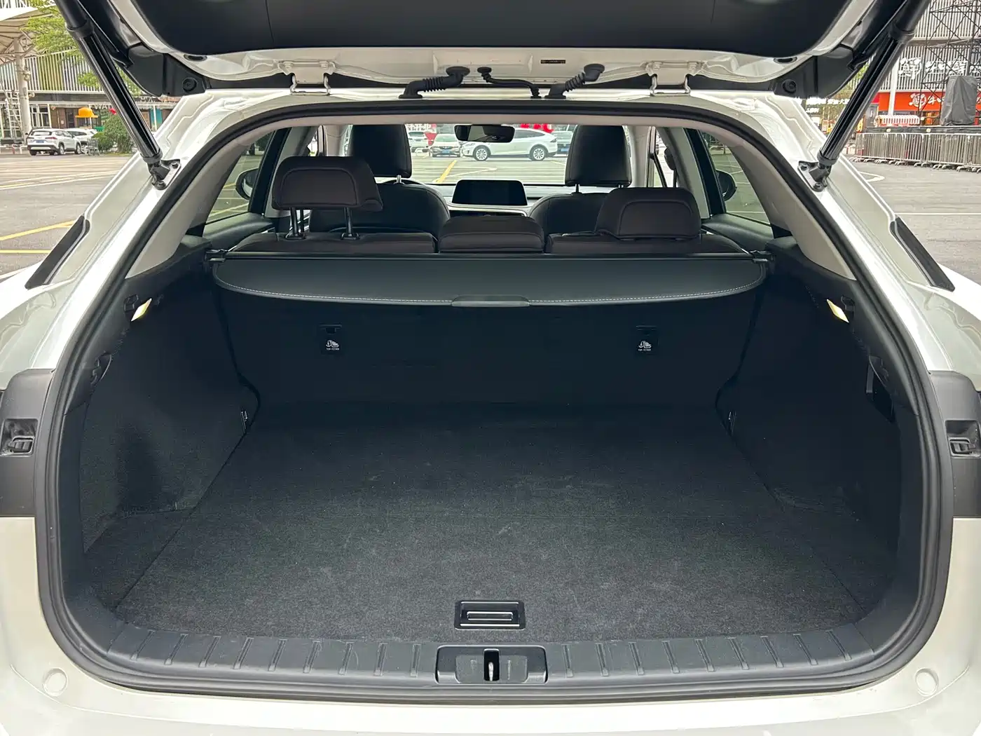 Lexus RX 2020 Facelift 300 2WD Comfort Edition фото 21