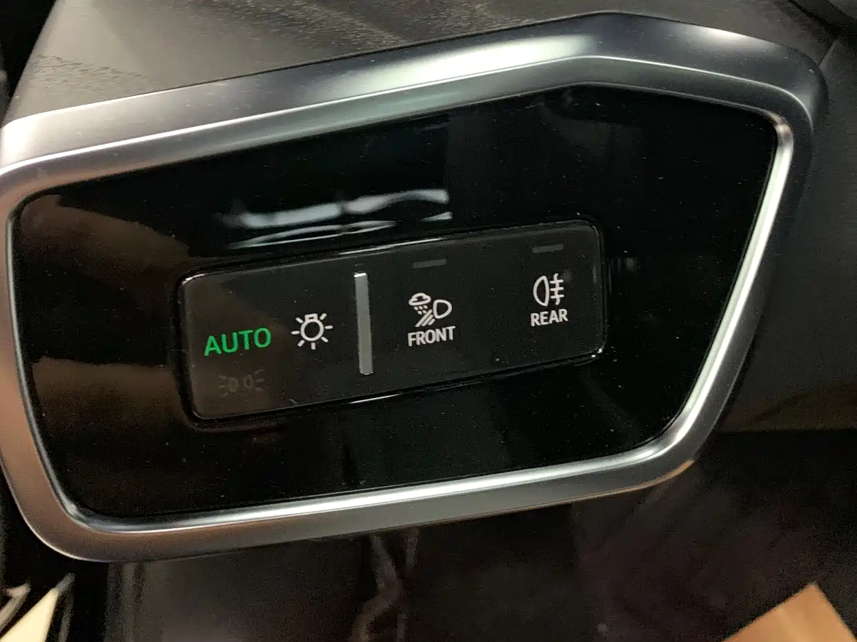 Audi A6L 2023 45 TFSI quattro Premium Dynamic фото 20