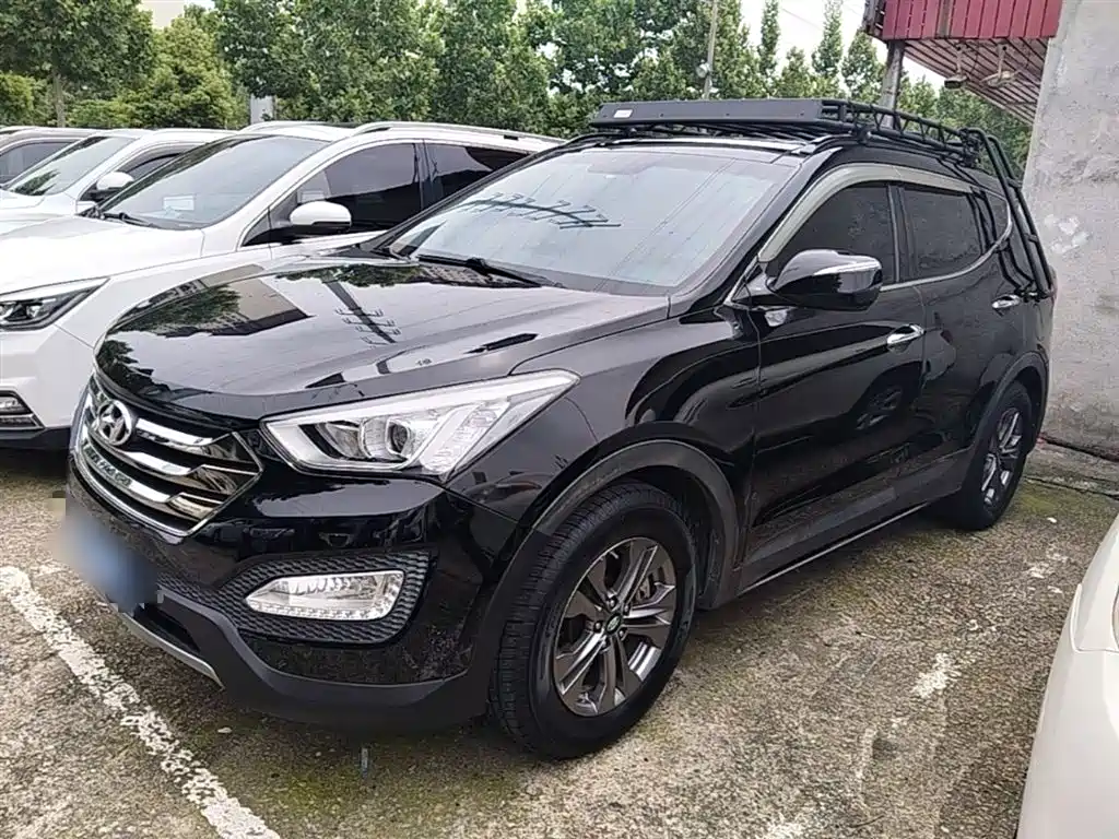 Hyundai Santa Fe 2013 Model 2.4L Automatic 2WD Smart фото 2