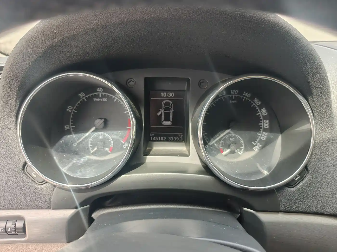 Škoda Yeti 2014 1.8TSI DSG Polar Edition фото 13