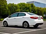 Photo 6 - Kia K2