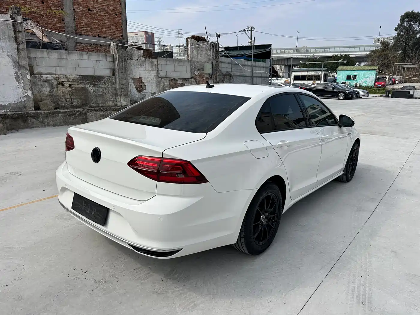 Volkswagen Lamando 2021 230TSI DSG Fashion Edition фото 5