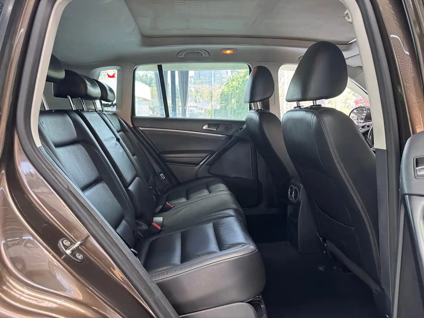 Volkswagen Tiguan 2015 1.8TSI Automatic 2WD Highline фото 23