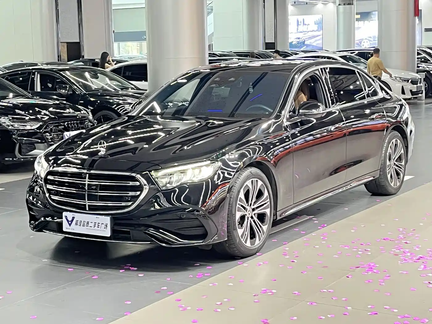 MERCEDES-BENZ E-CLASS 2024