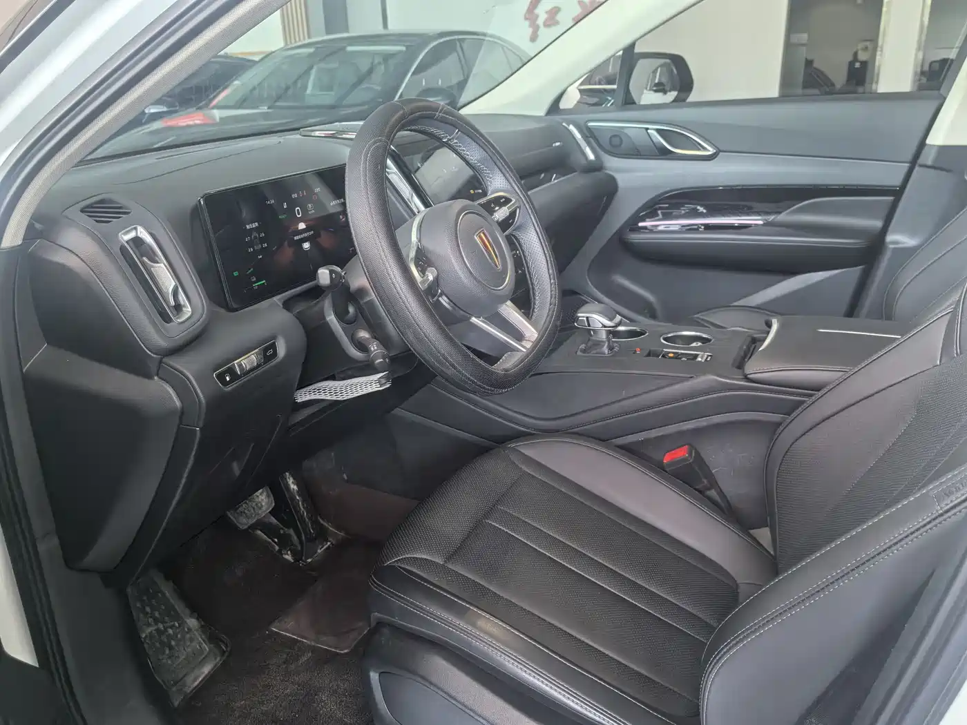 Hongqi HS3 PHEV 2025 PHEV 115km Power Edition фото 4