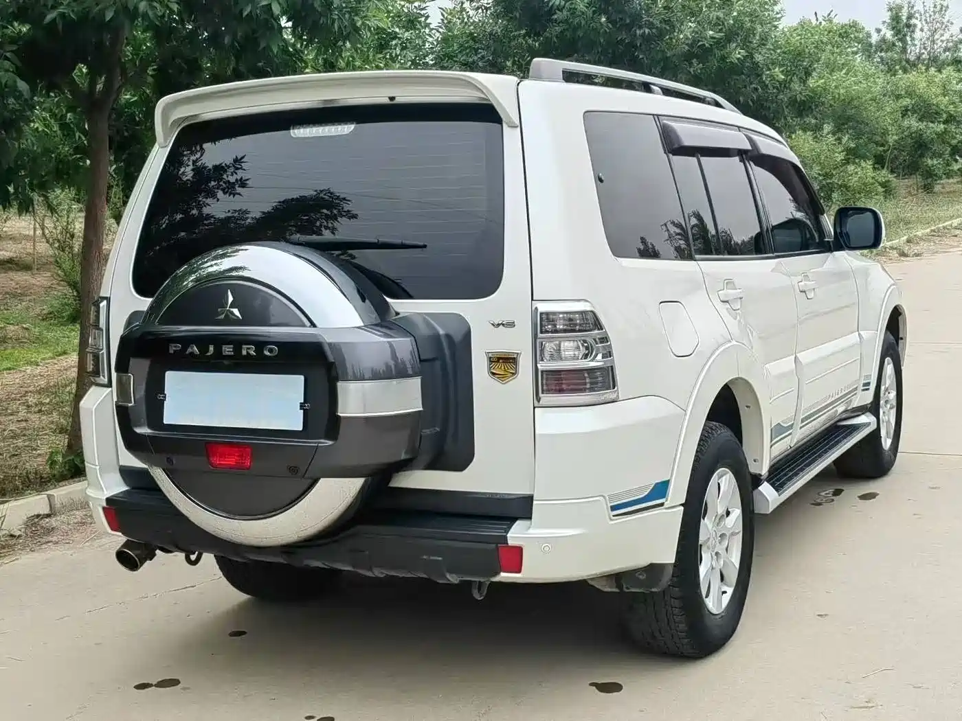 Mitsubishi Pajero (Import) 2019 3.0L Auto Standard Version фото 5