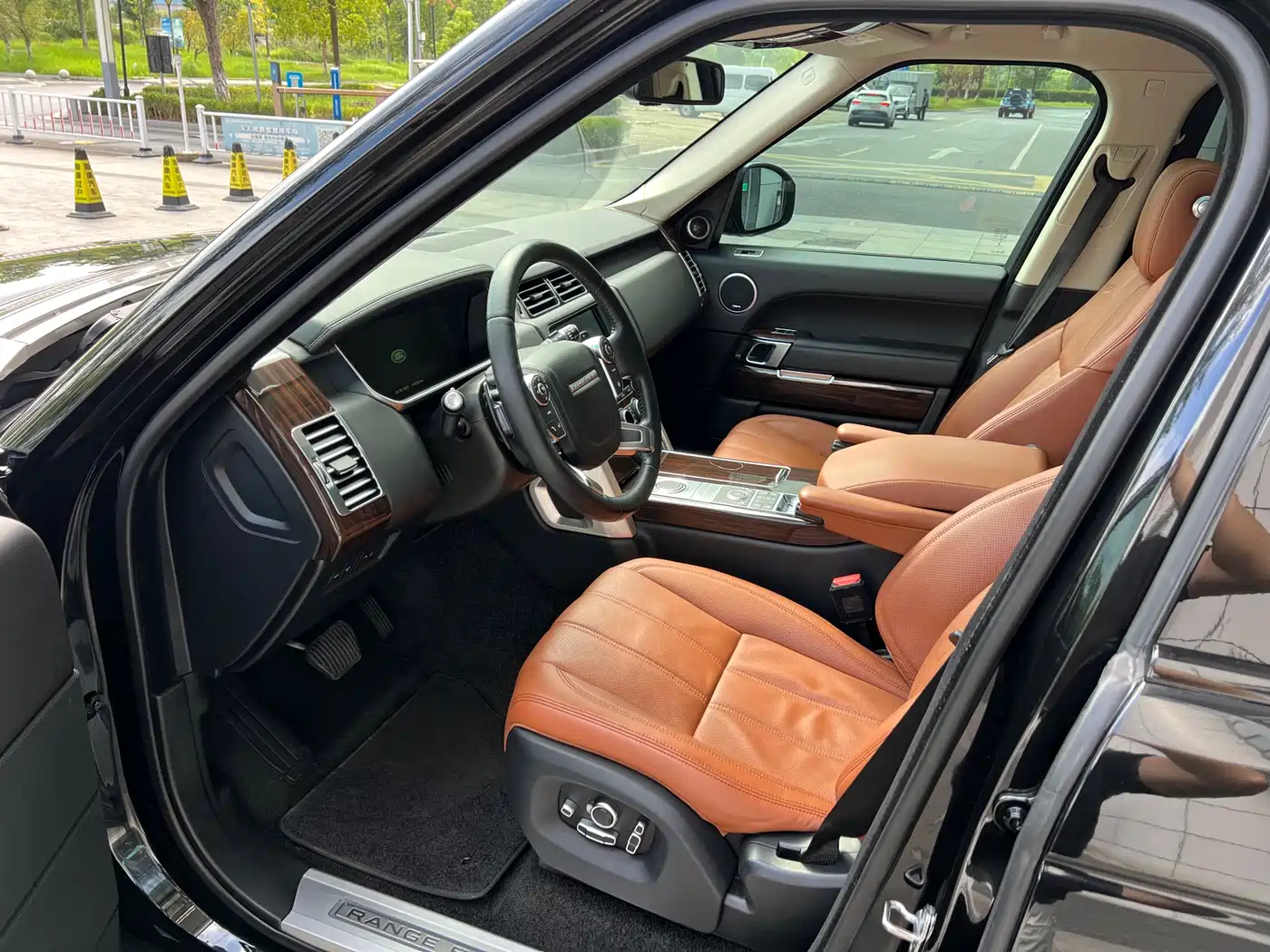 Land Rover Range Rover 2016 3.0 SC V6 Vogue SE Autobiography LWB фото 9
