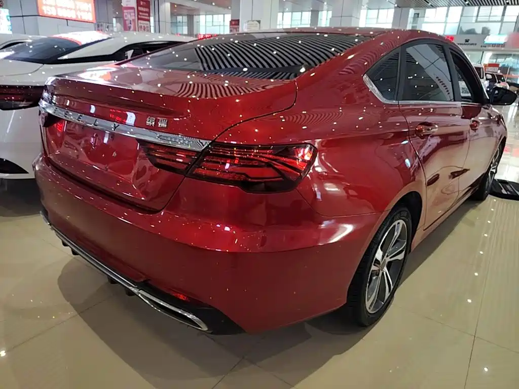 Фото 7 - Geely Binrui