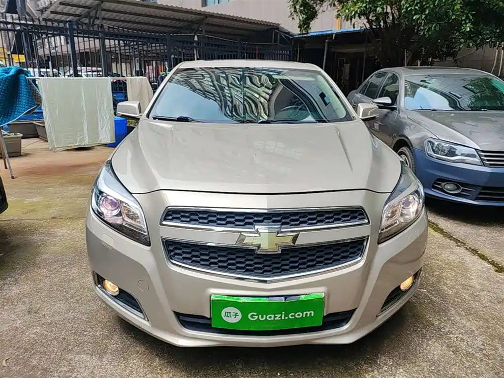 Chevrolet Malibu 2014 2.0L Automatic Luxury фото 2
