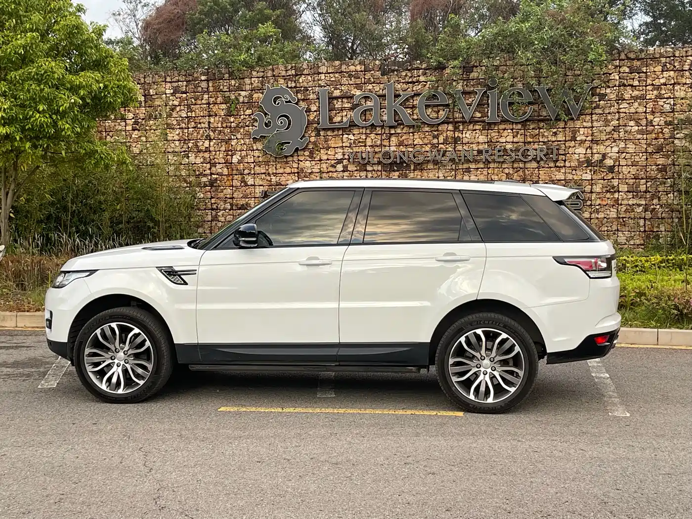 Land Rover Range Rover Sport 2016 Model 3.0 SC V6 HSE фото 6