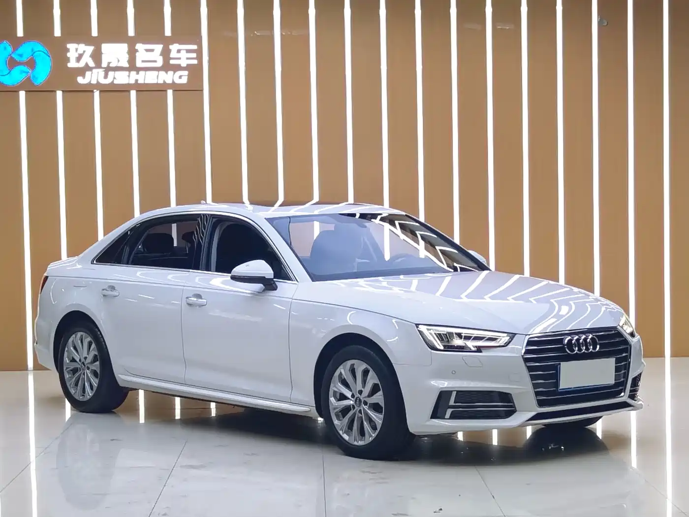 Audi A4L 2019 40 TFSI Progressive (China VI) фото 2
