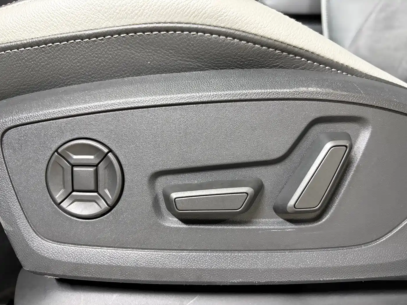 Audi Q3 2022 35 TFSI Fashion Dynamic фото 15