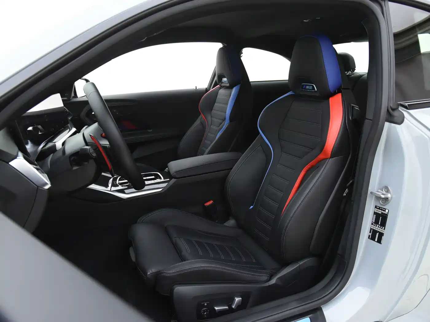 BMW M2 2023 Model M2 фото 39