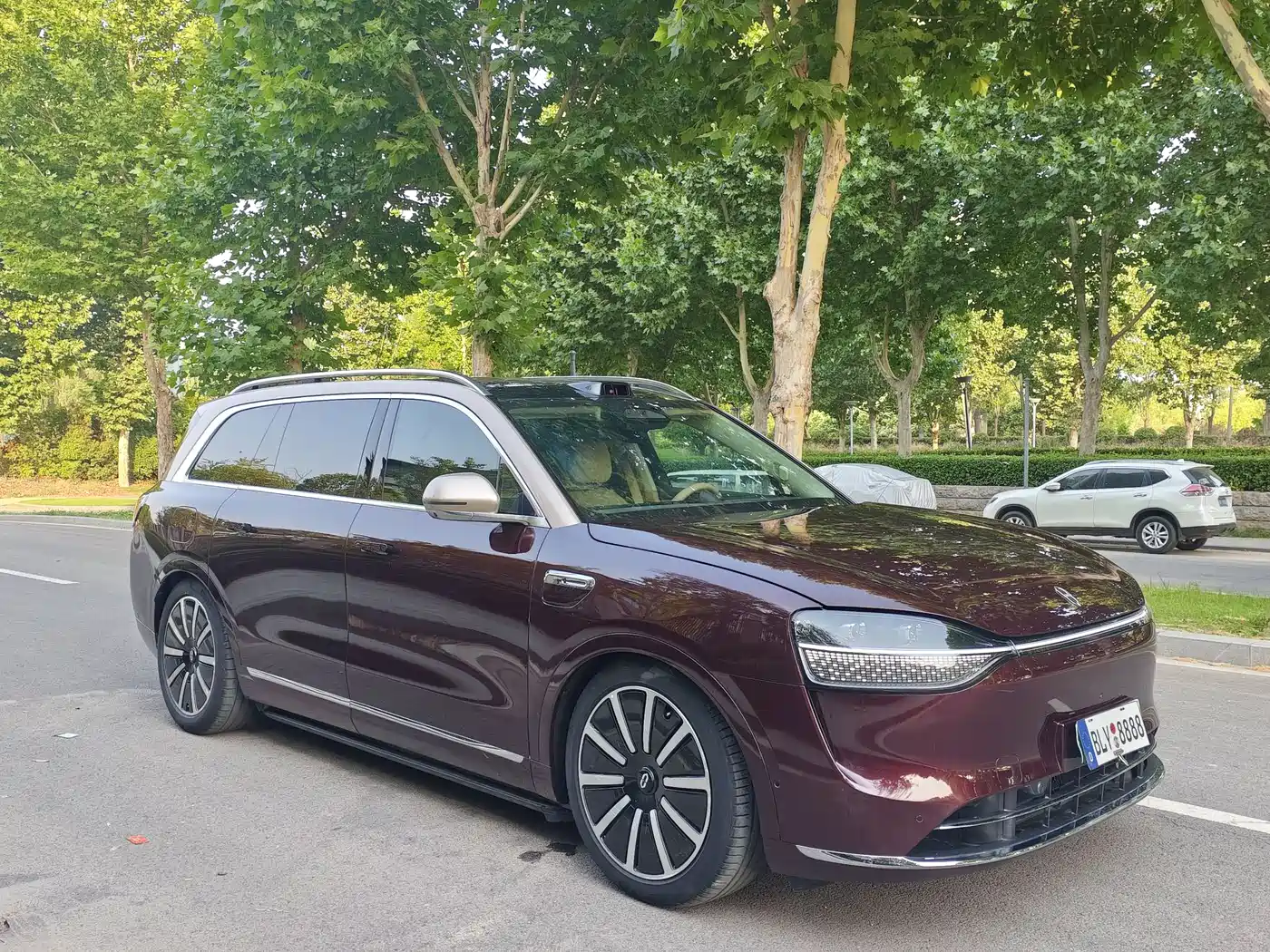 AITO Wenjie AITO M9 2025 Extended Range Ultra 52kWh 6-Seater фото 3