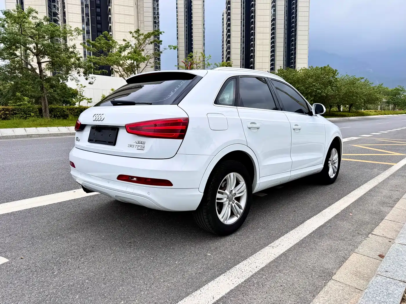 Audi Q3 2015 35 TFSI quattro Technology фото 5