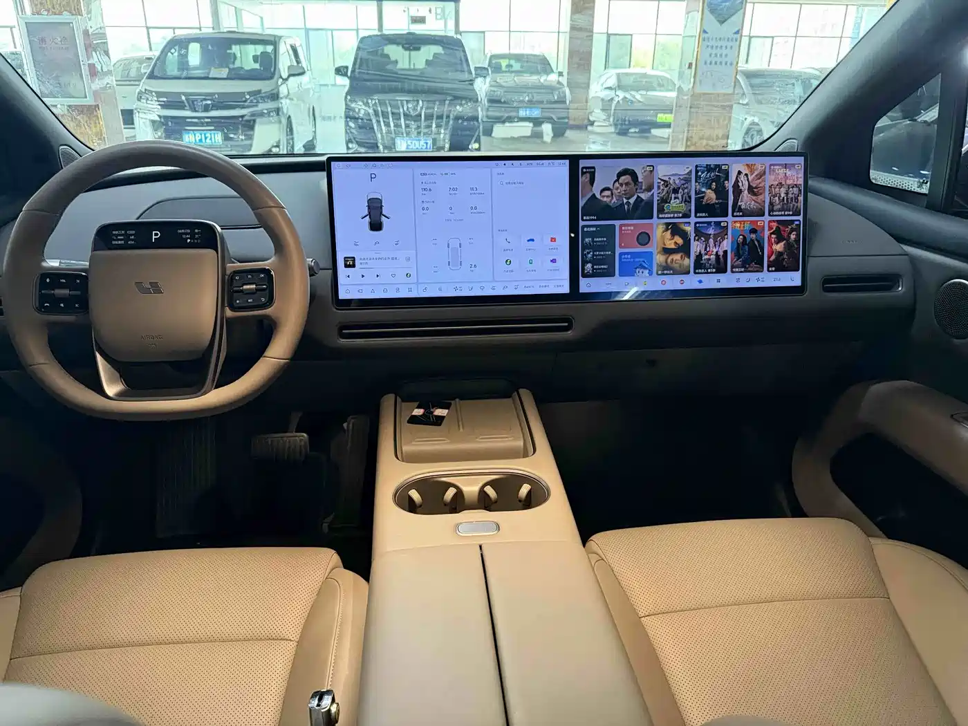 Фото 7 - Li Auto i6