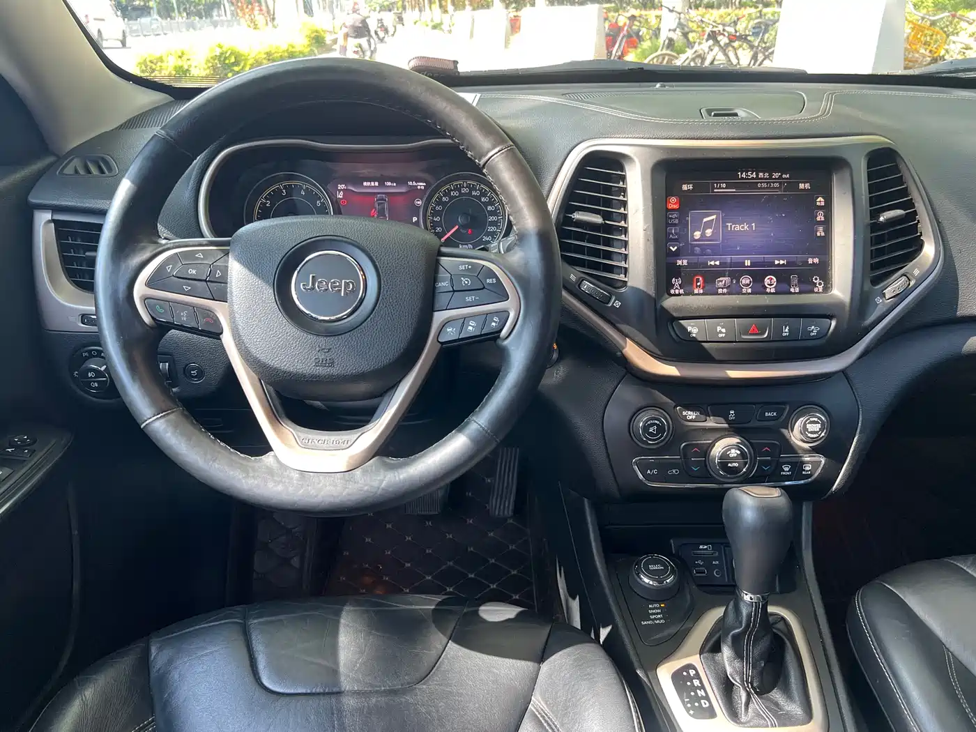Jeep Cherokee (Import) 2015 2014 2.4L Luxury