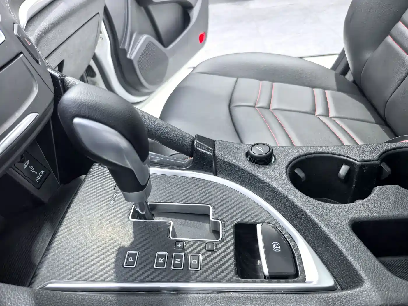 Dongfeng Aeolus Dongfeng Fengshen AX7 2016 2016 2.0L Automatic Smart Comfort