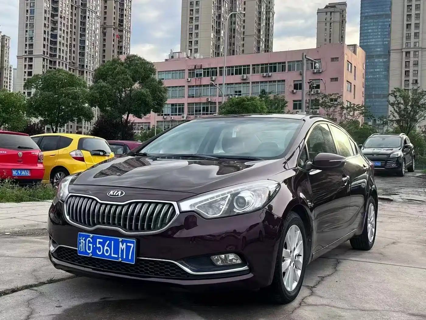 Kia K3 2015 1.6L Automatic GLS