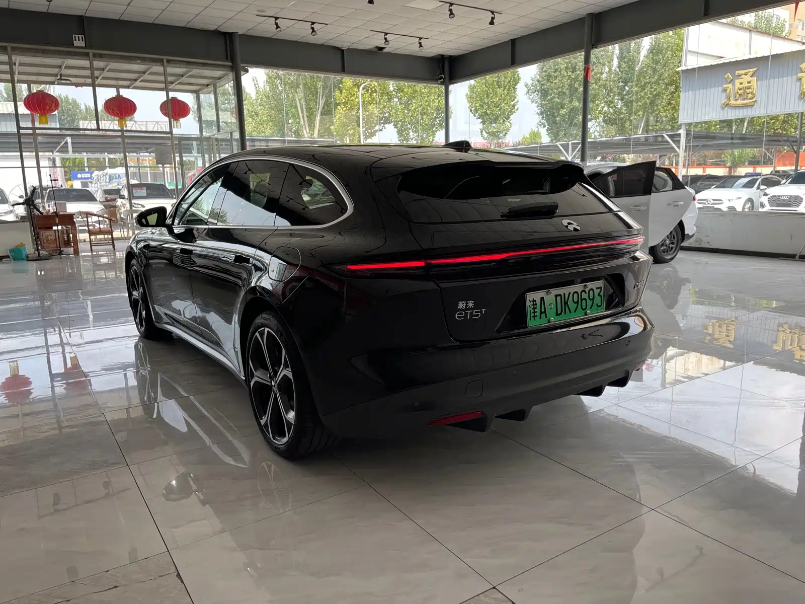 Фото 7 - NIO ET5T