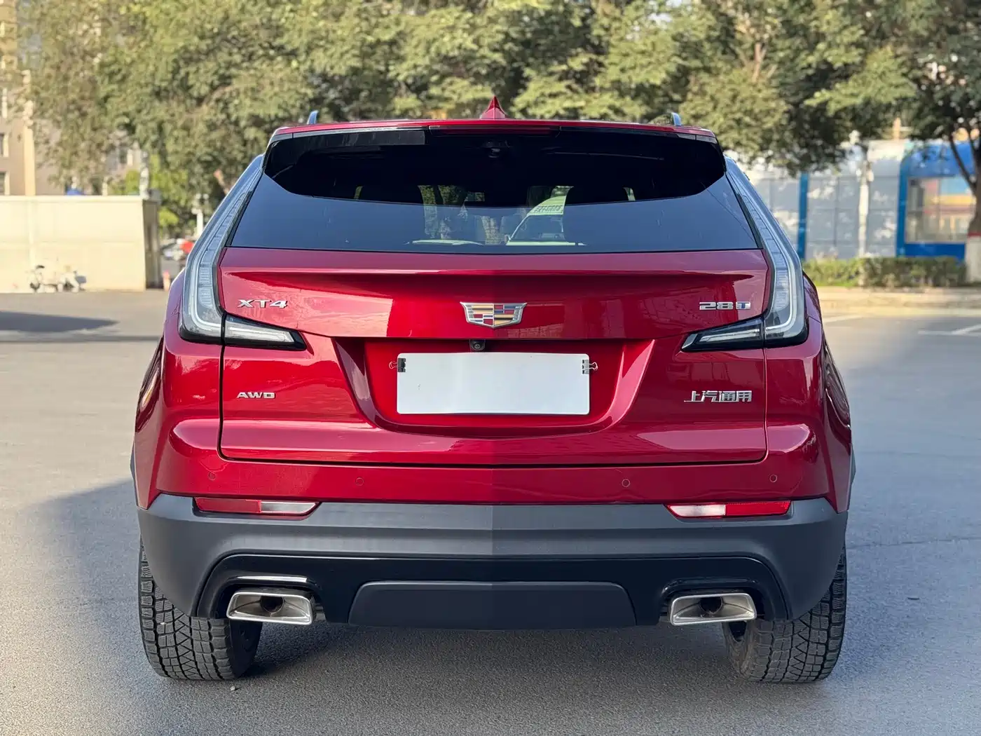 Фото 11 - Cadillac XT4