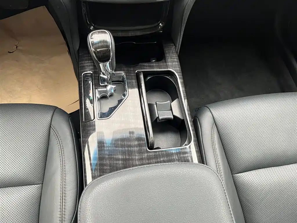 Toyota Crown 2015 2.5L Smart Edition фото 15