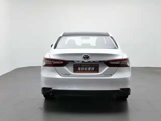 Toyota Camry 2019 Hybrid 2.5HG Luxury Edition China VI — фото 4