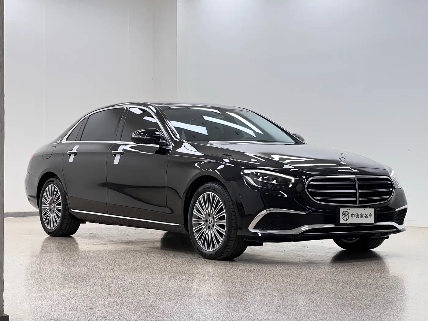 Mercedes-Benz E-Class 2022 E 300 L Luxury фото 3