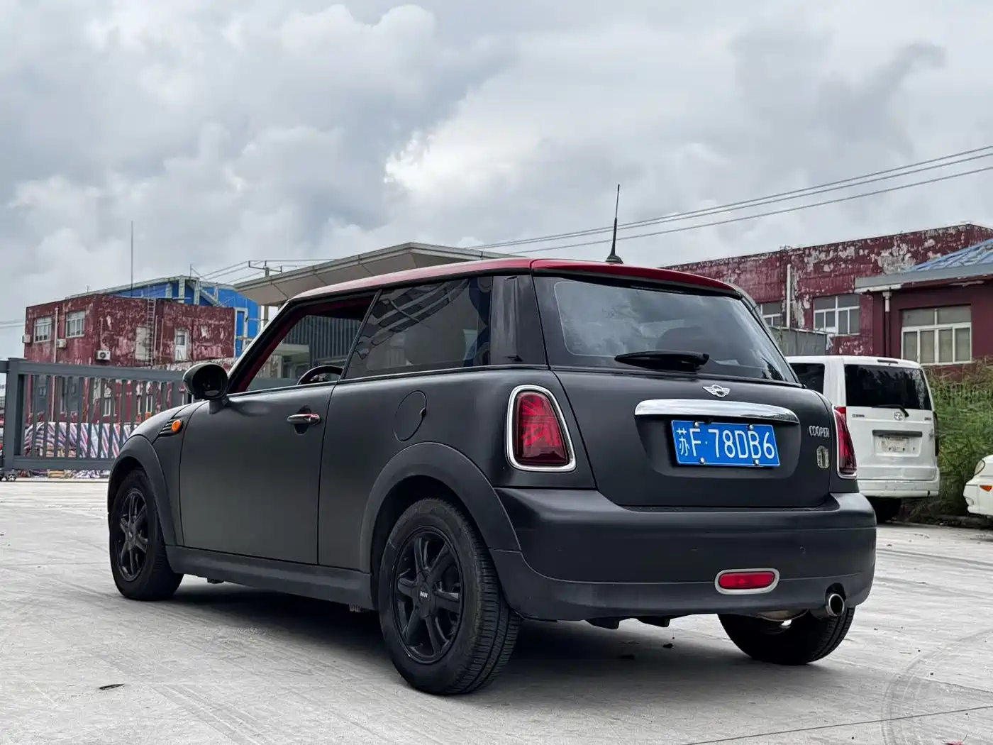 MINI MINI 2010 2010 1.6L COOPER Cheer