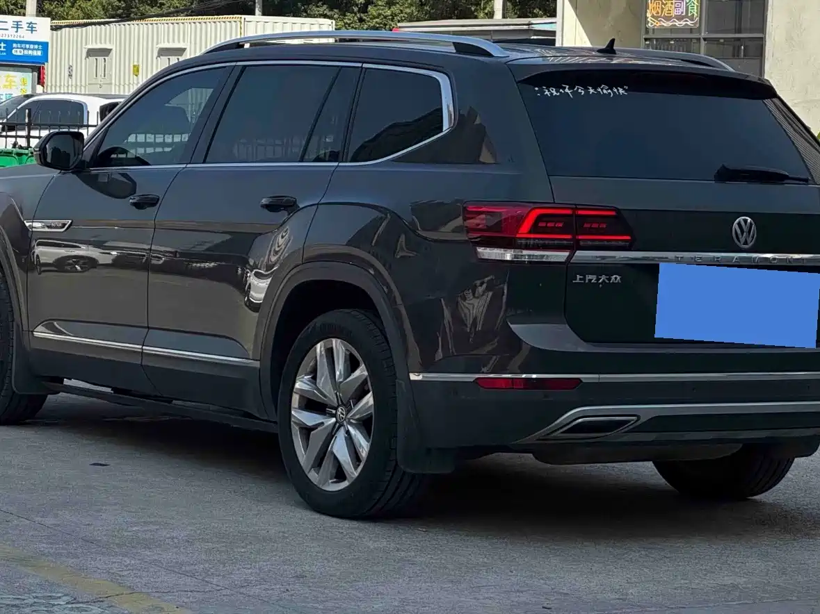 Фото 9 - Volkswagen Teramont