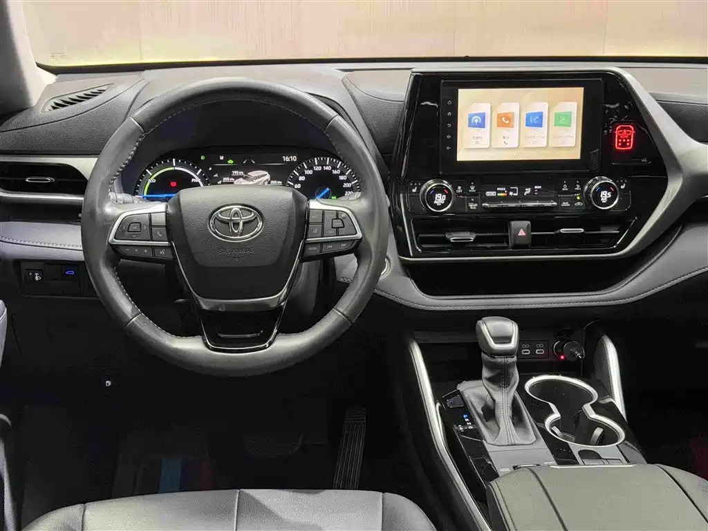 Toyota Highlander 2024 2023 2.5L Smart Hybrid Dual Engine AWD Luxury 7-Seater