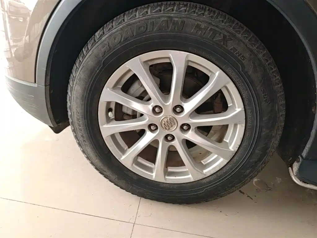 Buick Envision Plus 2017 20T FWD Premium фото 23