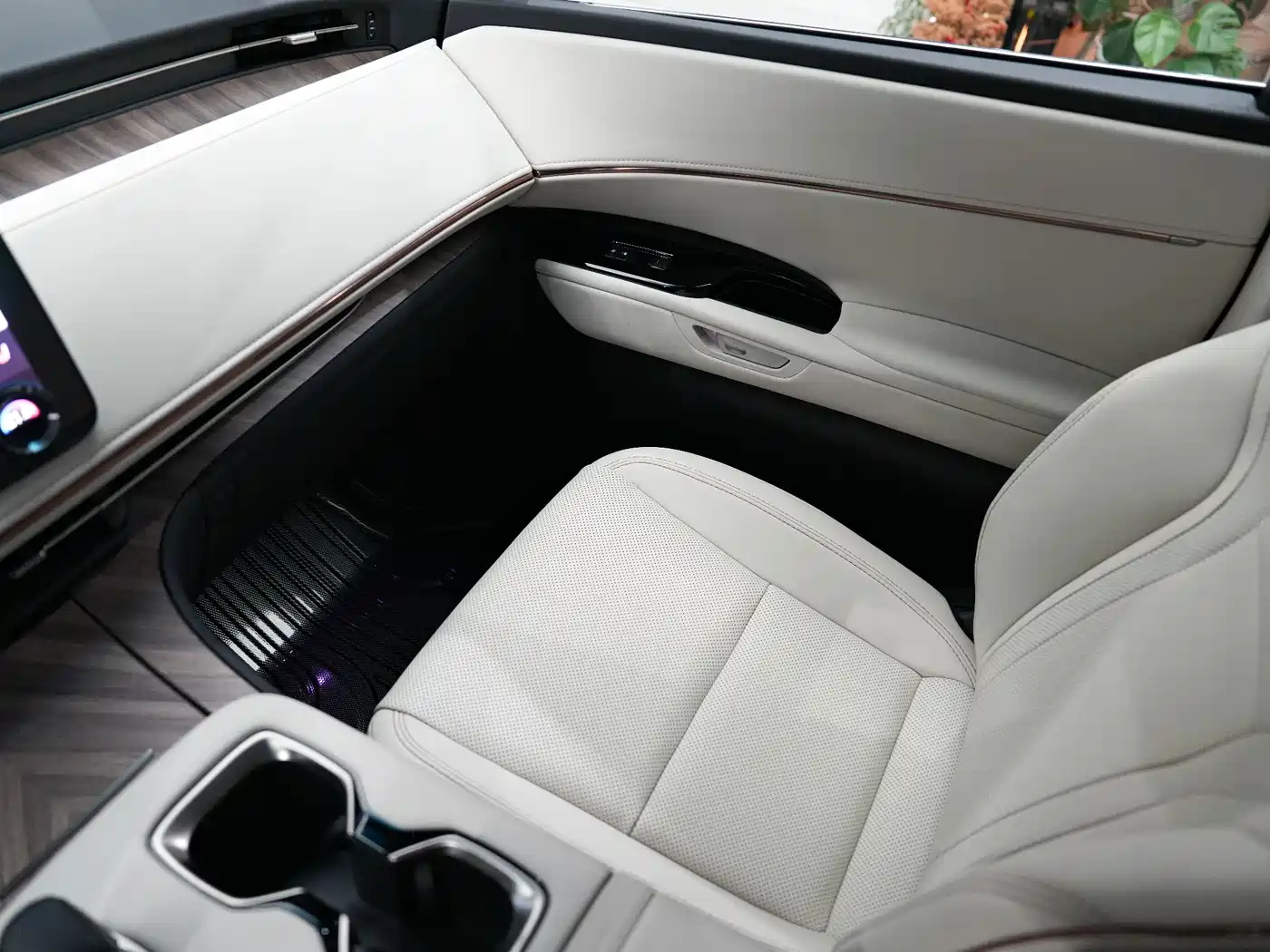 Lexus LM 2025 2025 Model 500h Six-Seater Prestige Edition