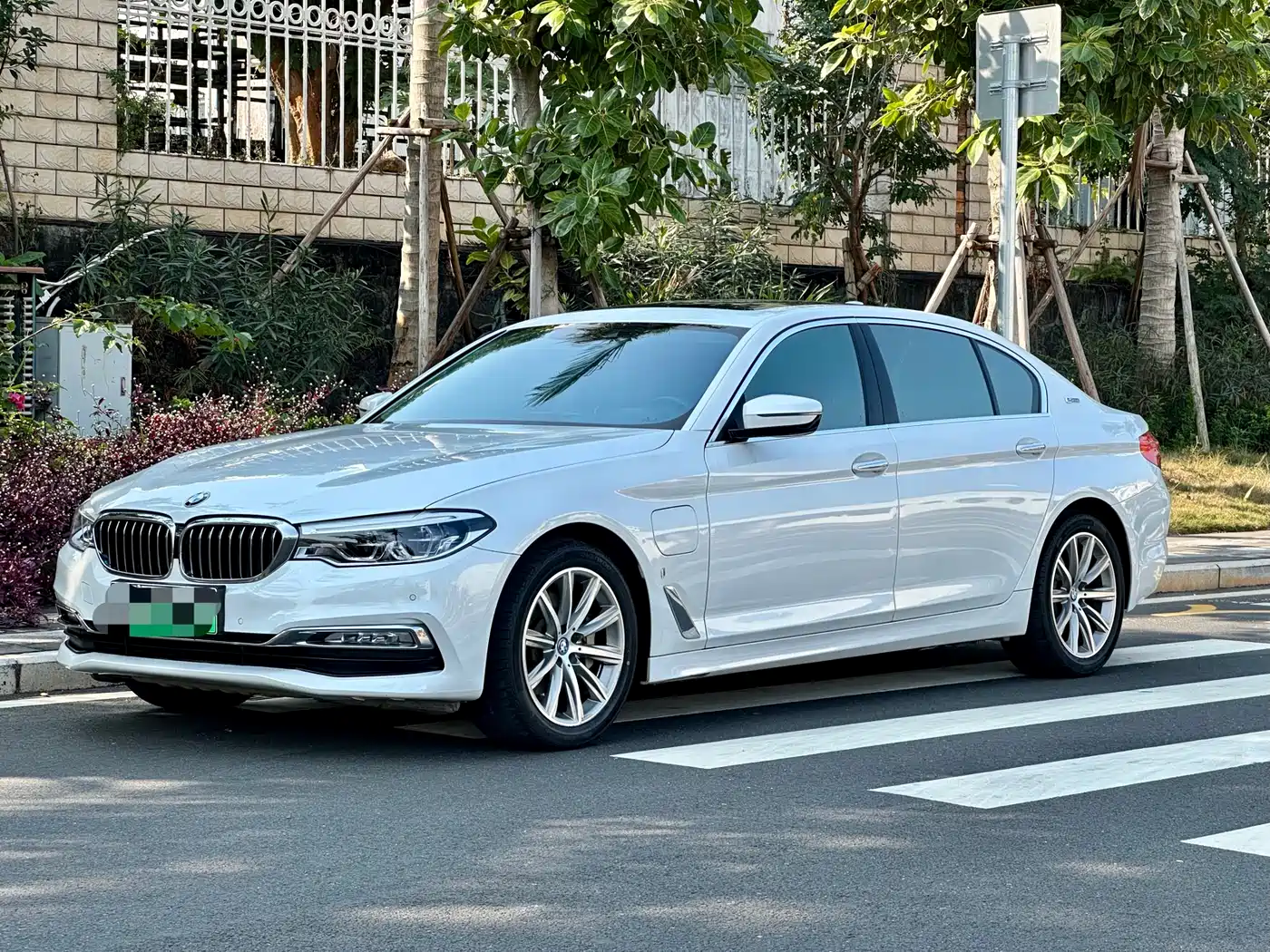 BMW 5 SERIES NEW ENERGY