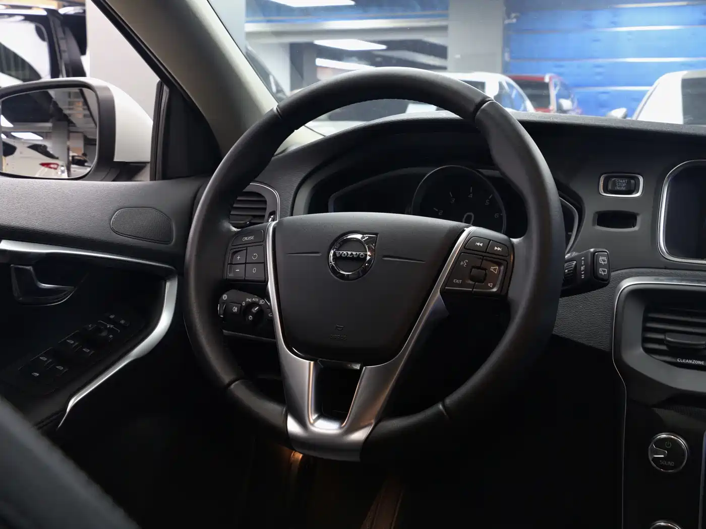 Volvo V40 2019 2018 T3 Inscription Edition